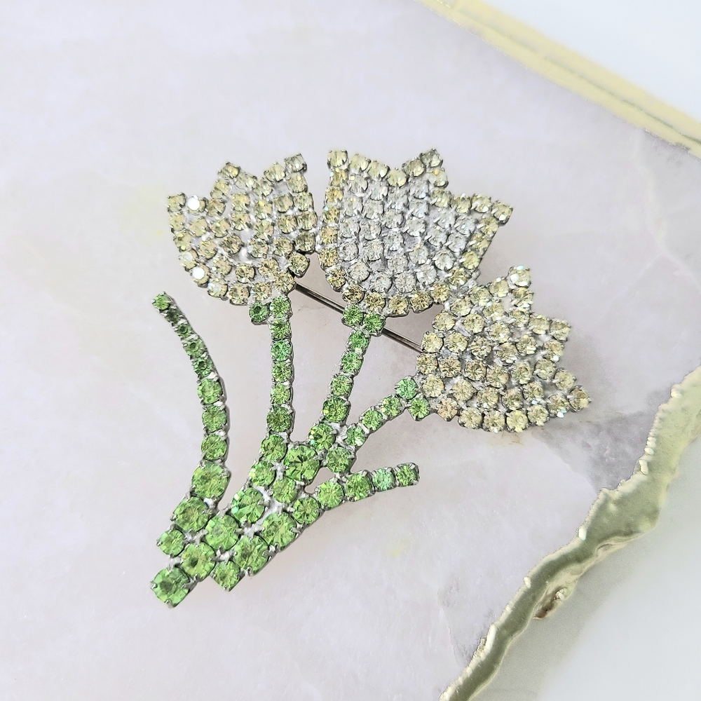 Macy's Flower Show LTD Vintage 1997 Floral Spray Bouquet Brooch Pin